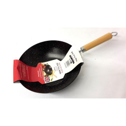 26CM WOK WITH WOODEN HANDLE             